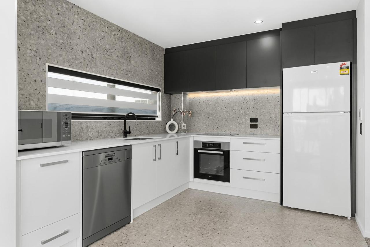 כרייסטצ'רץ' Cbd Contemporary Comfort Townhouse 2 Bed 2Bath מראה חיצוני תמונה