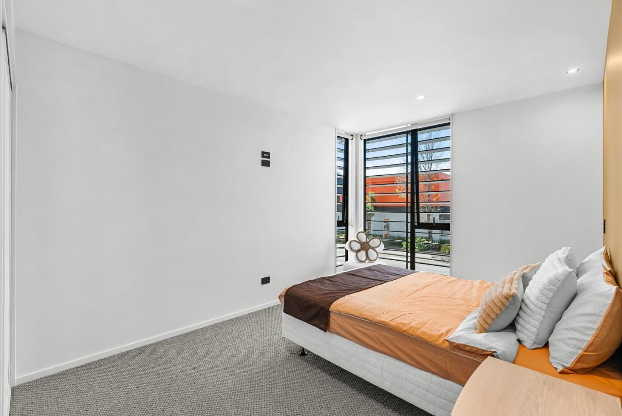 כרייסטצ'רץ' Cbd Contemporary Comfort Townhouse 2 Bed 2Bath מראה חיצוני תמונה